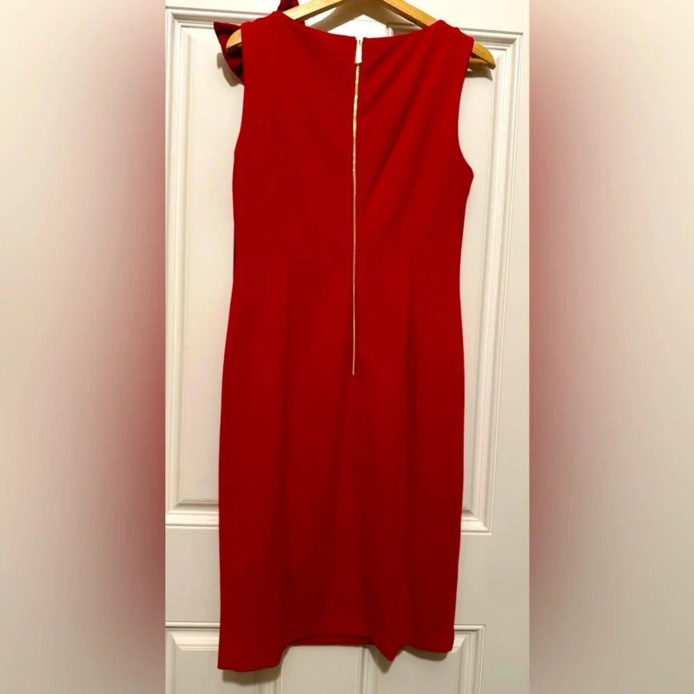 NWT Calvin Klein Women's Boat-Neck Sheath W/Shoulder Bow Dress - Size 6 - Picture 11 of 11
